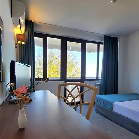 Pomorie Sun - 3*