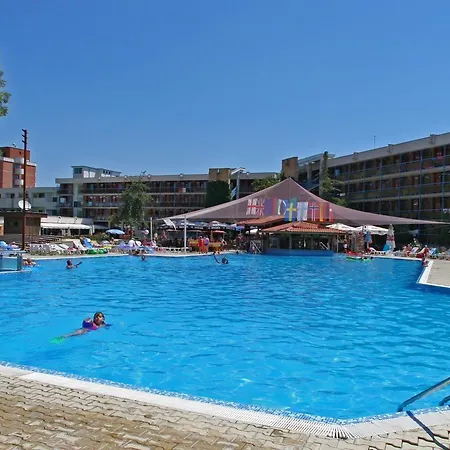 Pomorie Sun 3* ساني بيتش