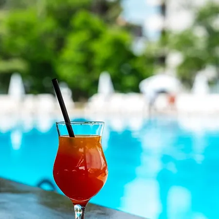 ホテル Pomorie Sun サニービーチ