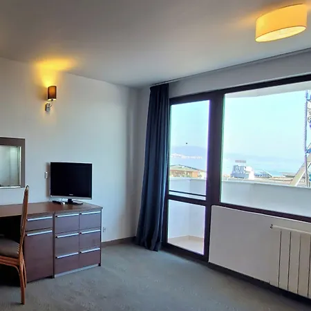 Готель Pomorie Sun Сонячний Берег