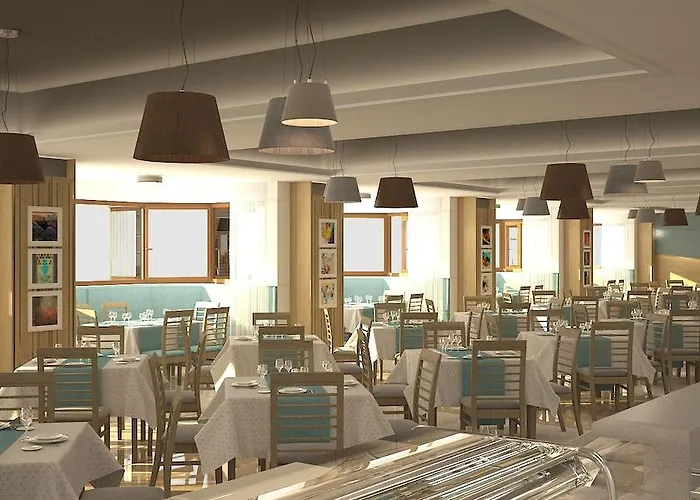 Отель Pomorie Sun 3*