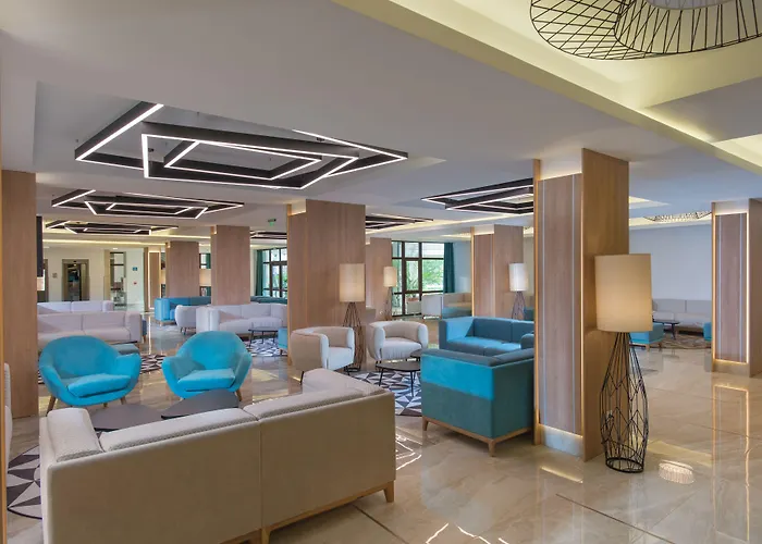 Отель Pomorie Sun 3*