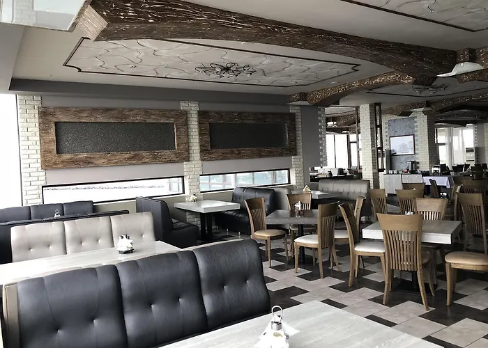 酒店 Pomorie Sun 3*