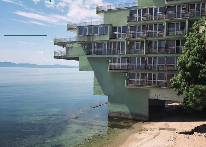 Pomorie Sun Солнечный берег